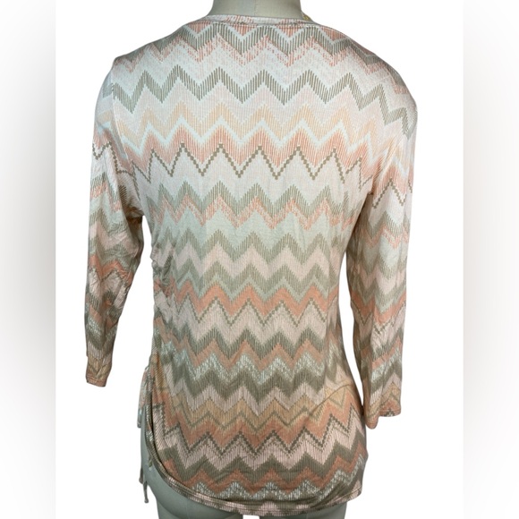 Ruby Rd. Chevron Patterned Long Sleeve Top with Gold Accents Women’s Small - Picture 2 of 5